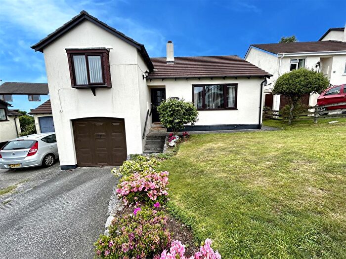 3 Bedroom Detached Bungalow For Sale In Tregarrick Close, Helston, TR13