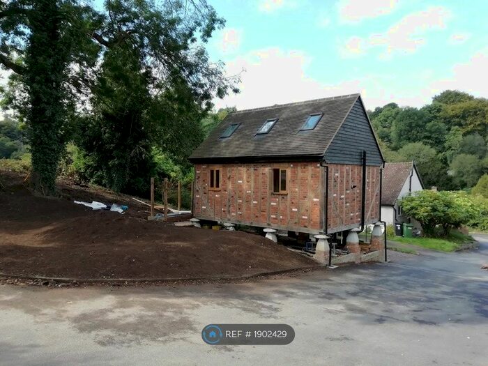 1 Bedroom Detached House To Rent In Rookery Hill Farm, Westcott, RH4