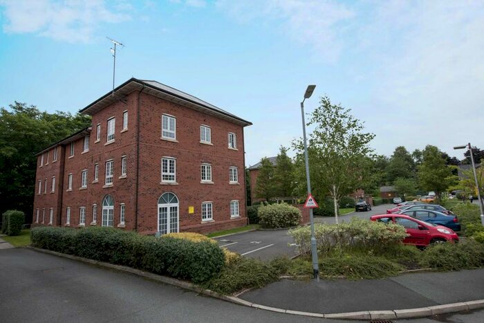 2 Bedroom Flat To Rent In Langcliffe Place, Ringley Locks, M26