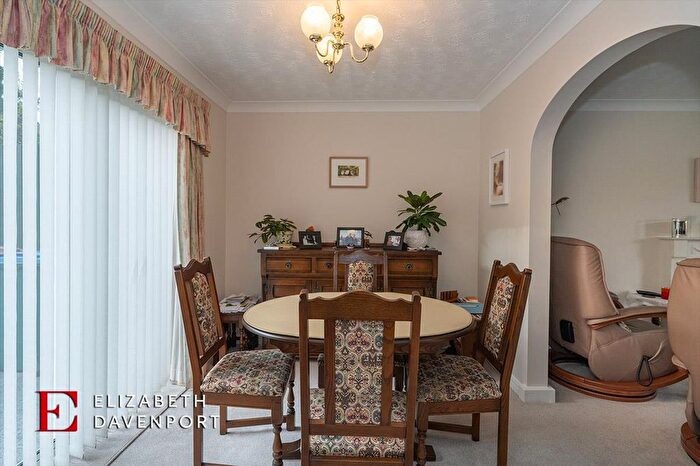 4 Bedroom Detached House For Sale In Greenland Court, Coventry, CV5