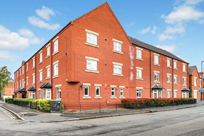 2 Bedroom Flat For Sale In Albert Road, Long Eaton, NG10