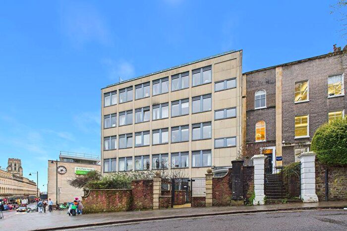 2 Bedroom Apartment To Rent In Richmond Hill, Clifton, BS8