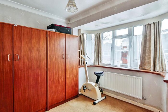 2 Bedroom Bungalow For Sale In Otter Road, Oakdale, Poole, Dorset, BH15