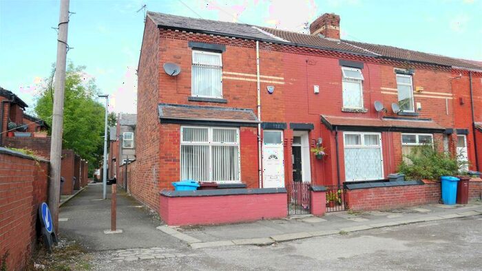 3 Bedroom Terraced House To Rent In King Edward Street, Manchester, M19