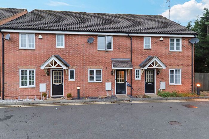2 Bedroom Terraced House For Sale In Franklins, Maple Cross, WD3
