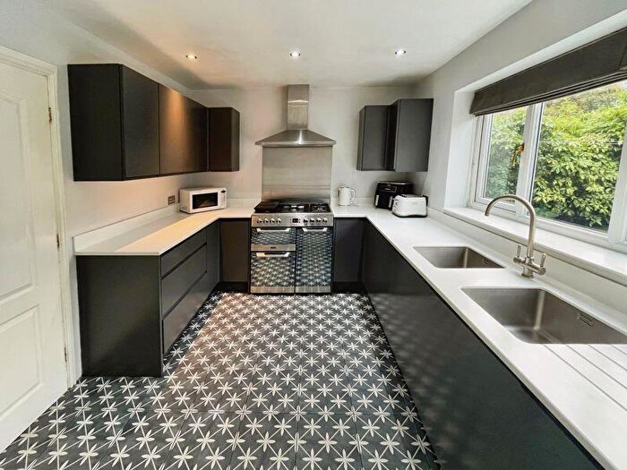 4 Bedroom Detached House For Sale In Waterslea Drive, Heaton, BL1
