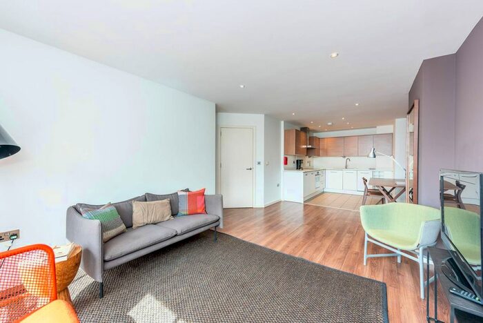 1 Bedroom Flat To Rent In Curtain Road, Shoreditch, London, EC2A