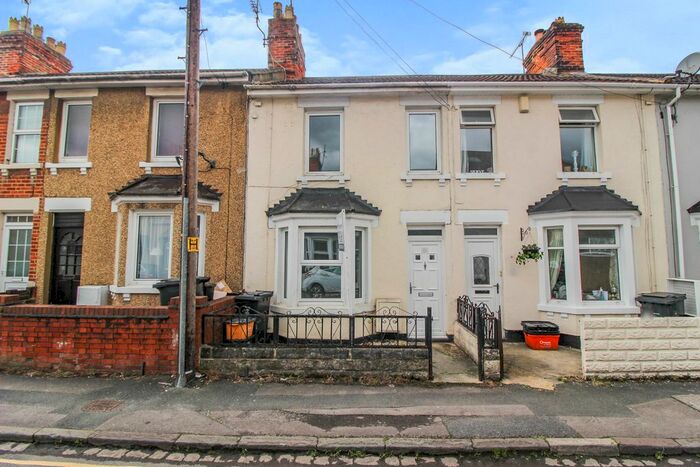 3 Bedroom Terraced House To Rent In Guppy Street, Rodbourne, Swindon, SN2