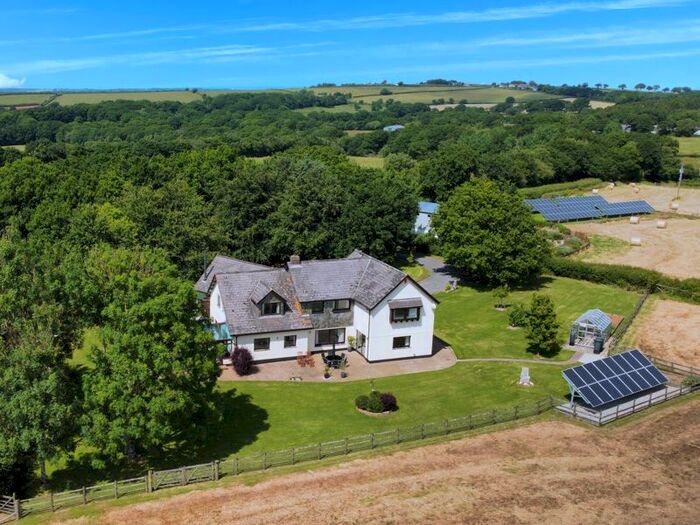 6 Bedroom Property For Sale In Sampford Courtenay, Okehampton, EX20