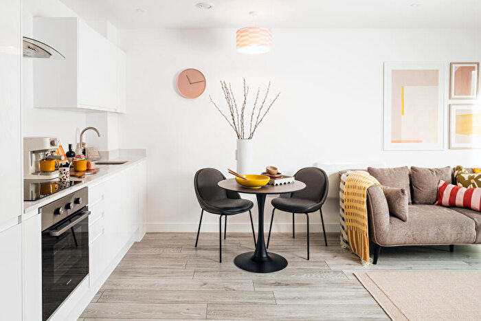 1 Bedroom Apartment To Rent In The Radiant, Kirkstall Road, Leeds, West Yorkshire, LS3