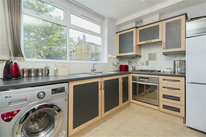 3 Bedroom Terraced House To Rent In Century Yard, Forest Hill, SE23
