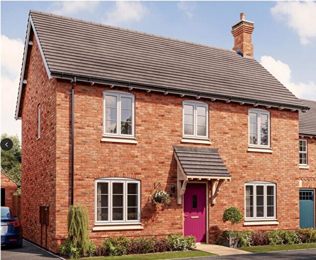 3 Bedroom Detached House For Sale In Blackbird Road, Fleckney, Leicestershire, LE8