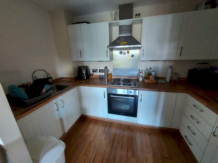 2 Bedroom Property To Rent In Longleat Avenue, Birmingham, B15