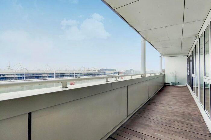 2 Bedroom Flat To Rent In Rayleigh Road, London, E16