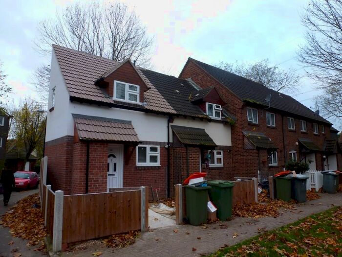 2 Bedroom End Of Terrace House To Rent In Jasper Road, Beckton, London, E16