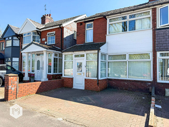3 Bedroom Terraced House For Sale In Wellington Road, Bury, Greater Manchester, BL9