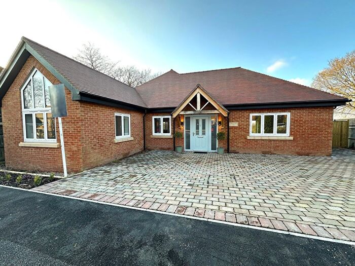 2 Bedroom Bungalow To Rent In Fryatts Way, Bexhill-On-Sea, TN39