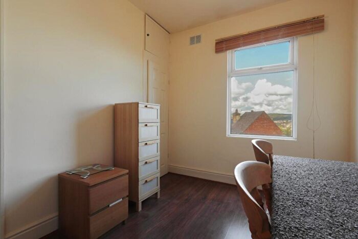 2 Bedroom House For Sale In Bell Hagg Road, Walkley, Sheffield, S6