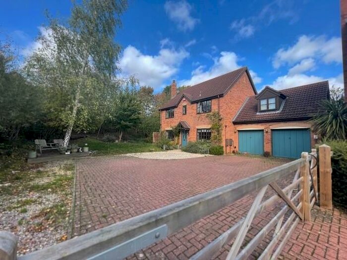 5 Bedroom House To Rent In Wolfscote Lane, Emerson Valley, MK4