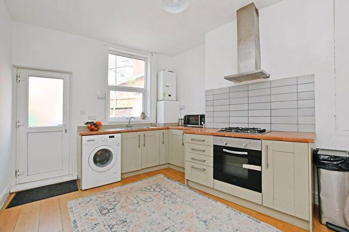 3 Bedroom Terraced House For Sale In South View Crescent, Nether Edge, Sheffield, S7