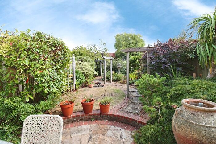 3 Bedroom Semi-Detached House For Sale In King Street, St George, Bristol, BS15