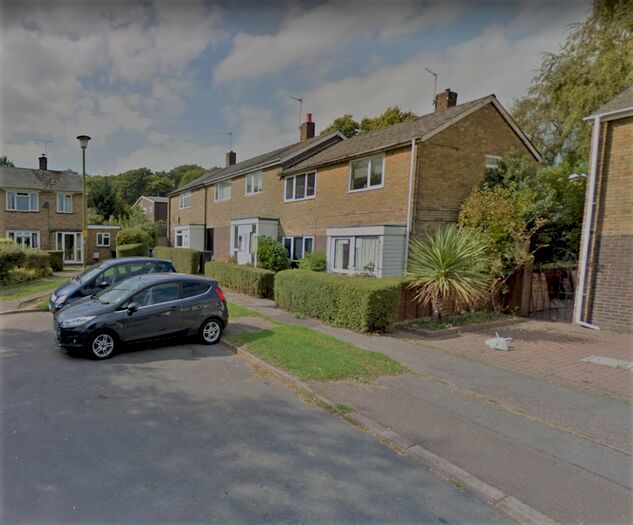 4 Bedroom Apartment To Rent In Raven Court, Hatfield, AL10