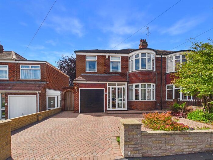 3 Bedroom Semi-Detached House For Sale In Fairfield Avenue, Kirk Ella, Hull, HU10