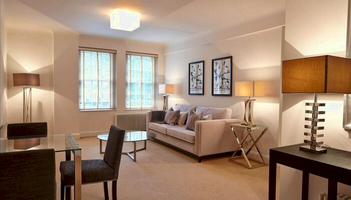 2 Bedroom Flat To Rent In Fulham Road, London, SW3