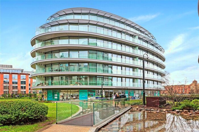 3 Bedroom Flat To Rent In Hamilton House, Parr's Way, London, W6