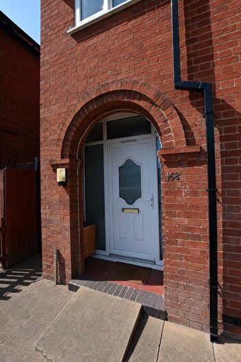 3 Bedroom Semi-Detached House To Rent In Lincoln Road, Millfield, Peterborough, PE1