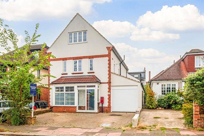 5 Bedroom Detached House To Rent In Tivoli Road, Brighton, BN1