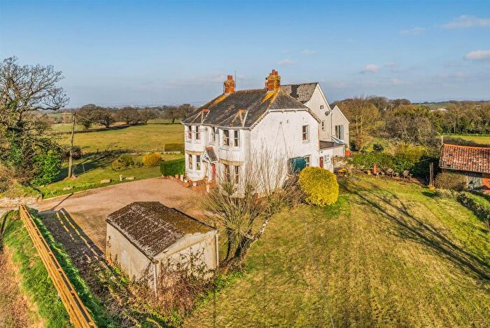 4 Bedroom Semi-Detached House For Sale In Woodbury Salterton, Exeter, EX5