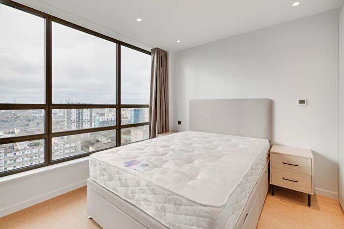 1 Bedroom Flat To Rent In St. Leonards Road, London, E14