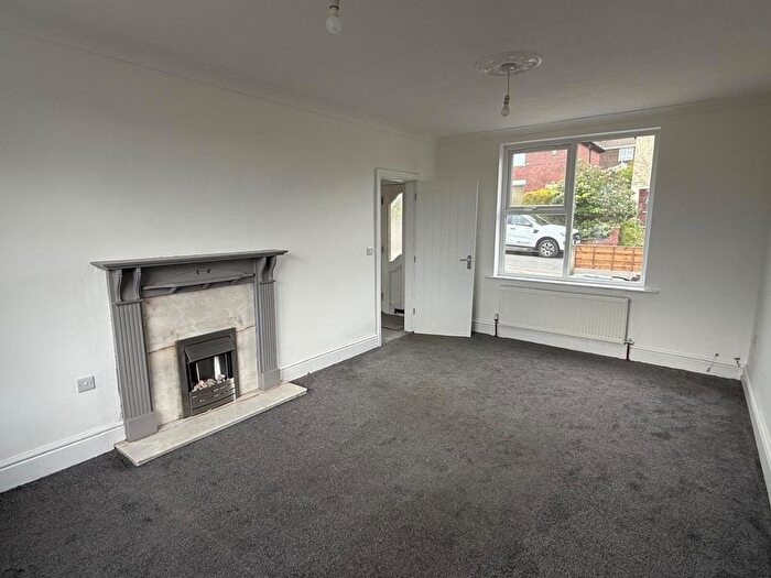 3 Bedroom Property To Rent In Raines Crest, Milnrow, Rochdale, OL16