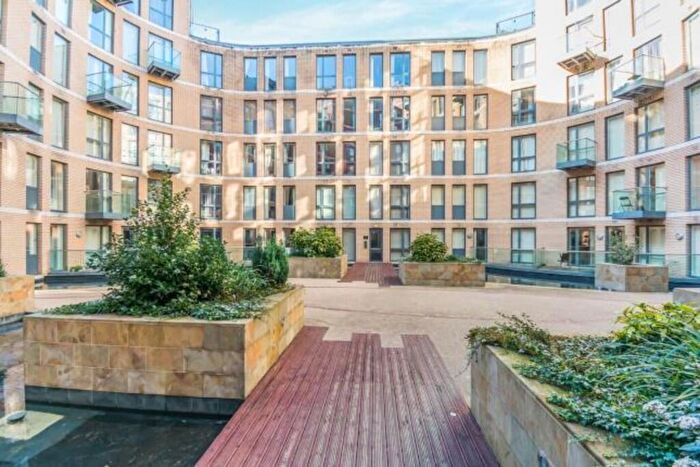 2 Bedroom Apartment To Rent In Essex St, Birmingham, B5