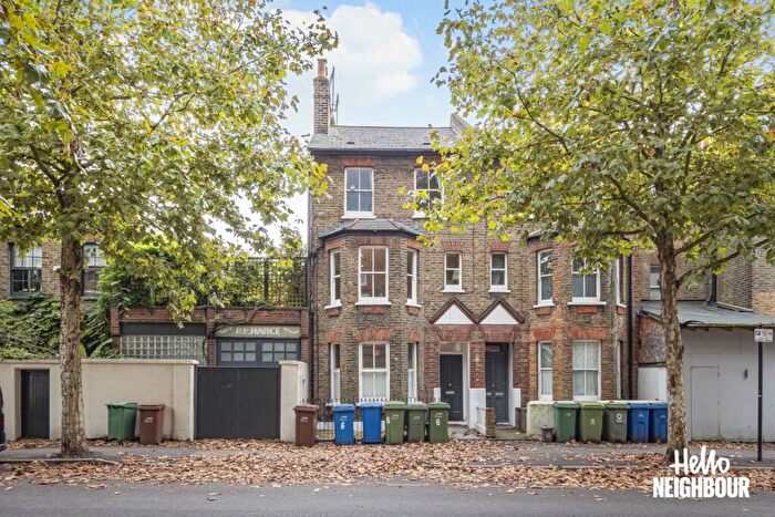 1 Bedroom Apartment To Rent In Addington Square, London, SE5