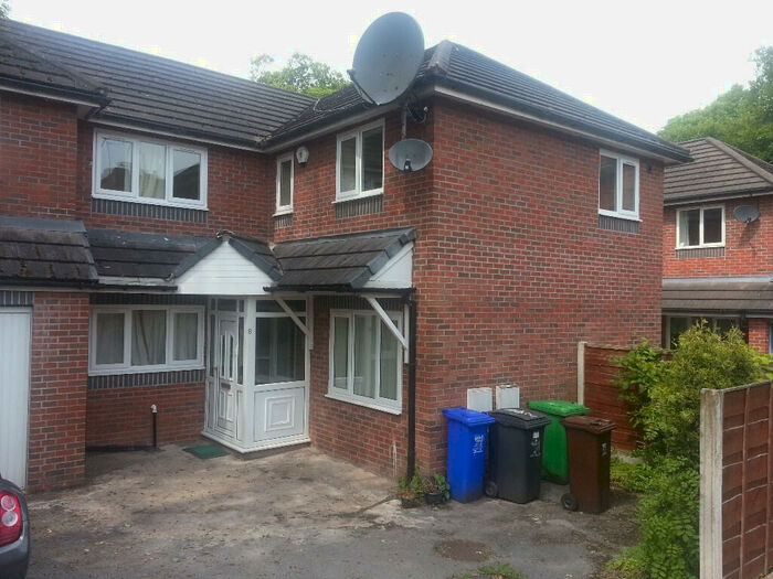 6 Bedroom Detached House To Rent In The Hollies, Manchester, M20