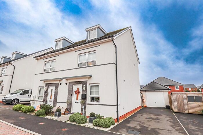 4 Bedroom Semi Detached House For Sale In Ffordd Y Spitfire, St. Athan, Vale Of Glamorgan, CF62