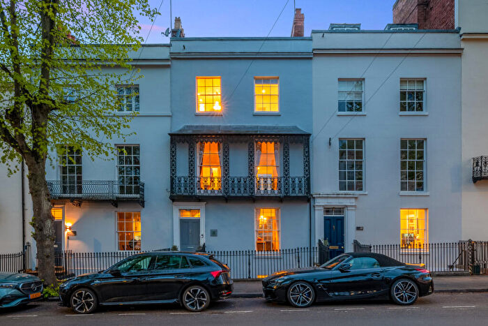 5 Bedroom Terraced House For Sale In Portland Street, Leamington Spa, Warwickshire, CV32