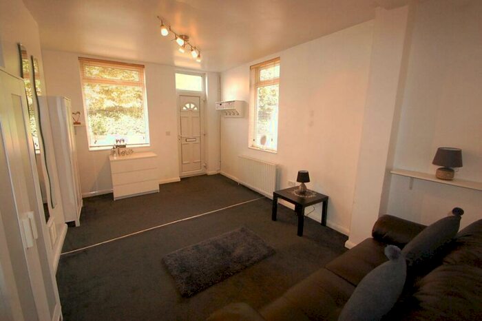 1 Bedroom Apartment To Rent In Ward Street - Student - -, DE22