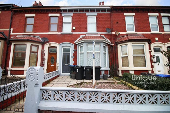 4 Bedroom Terraced House For Sale In Leeds Road, Blackpool, FY1