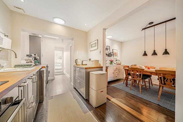 3 Bedroom Terraced House For Sale In Water Lane, Ospringe, ME13