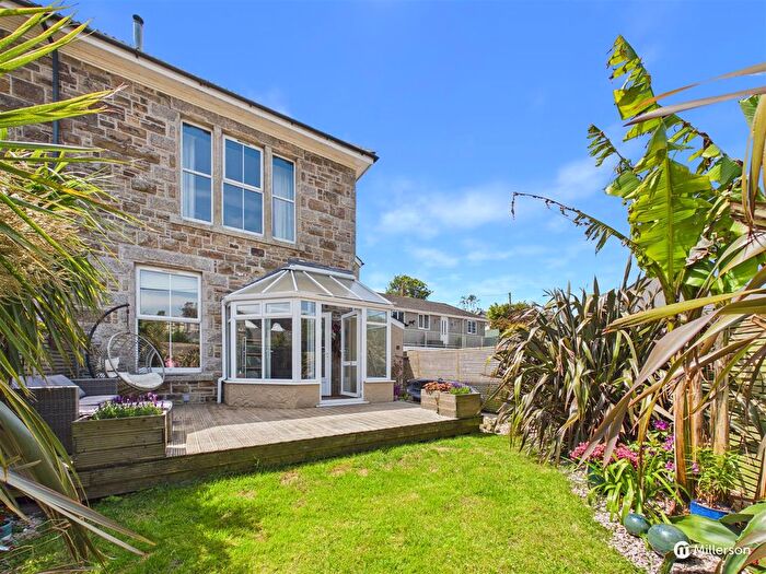 2 Bedroom Semi Detached House For Sale In Grist Lane, Angarrack, Hayle, TR27