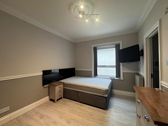 1 Bedroom House To Rent In Constitution Hill Road, BH14