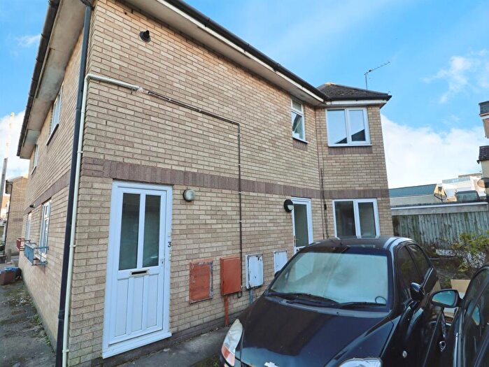 1 Bedroom Flat For Sale In Penlline Street, Cardiff, CF24