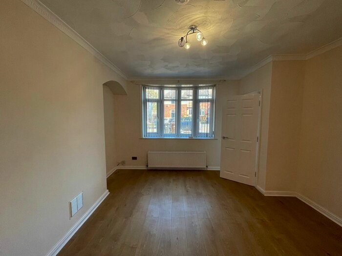 3 Bedroom Terraced House To Rent In Swanbourne Road, Sheffield, S5