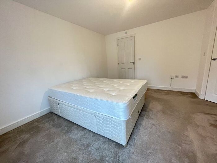 4 Bedroom Semi-Detached House To Rent In Rossway Drive, Bushey, WD23
