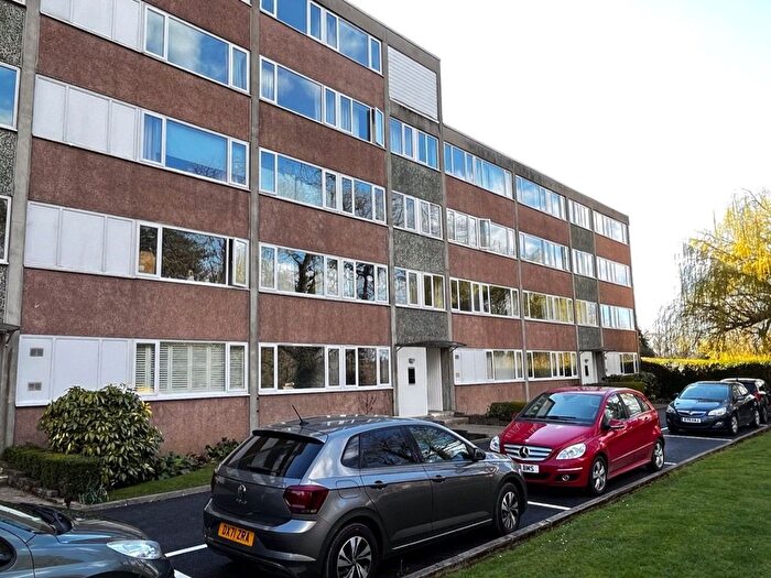 2 Bedroom Flat To Rent In Coton Manor, Berwick Road, Shrewsbury, Shropshire, SY1