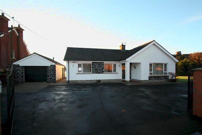 4 Bedroom Property To Rent In Crossgar Road, Ballynahinch, BT24