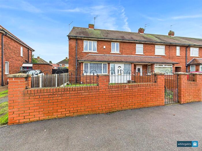3 Bedroom Semi Detached House For Sale In Malvern Road, Doncaster, South Yorkshire, DN2